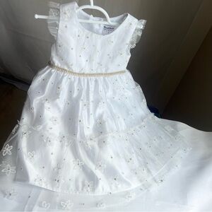 Blueberi Boulevard White/Silver Floral Dress Pearl & Rhinestone Accents Size 3T